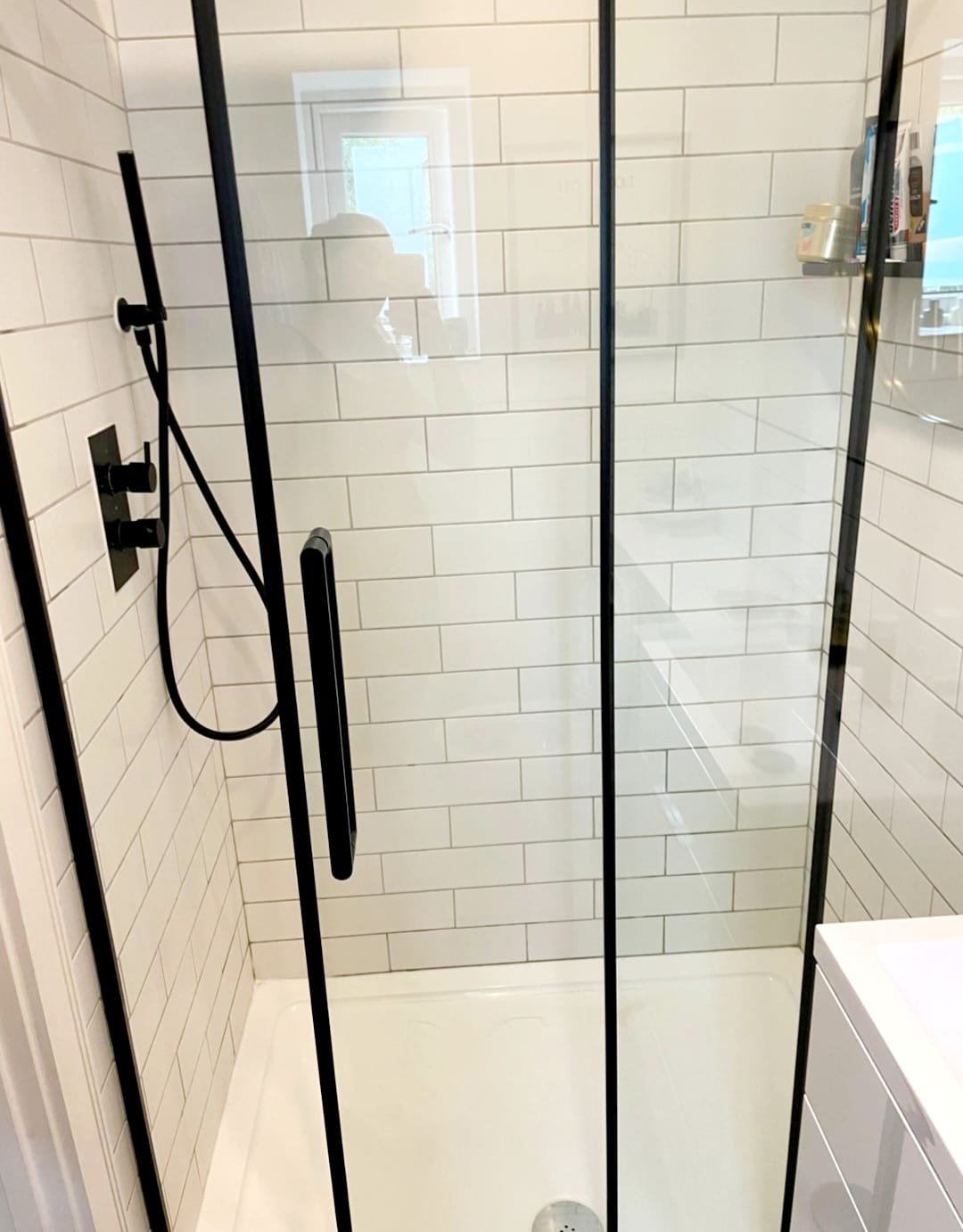 Mtp white shower
